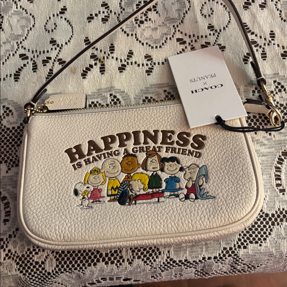 Coach 🆕 X Peanuts Nolita 19 Chalk Snoopy "HAPPINESS IS HAVING A GREAT FRIEND - Picture 6 of 13